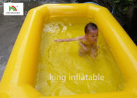 أنابيب صفراء مزدوجة تفجير حمام سباحة للأطفال في الفناء الخلفي