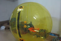 كرة أصفر مشية قابل للنفخ على ماء كرة لطفل تسلية